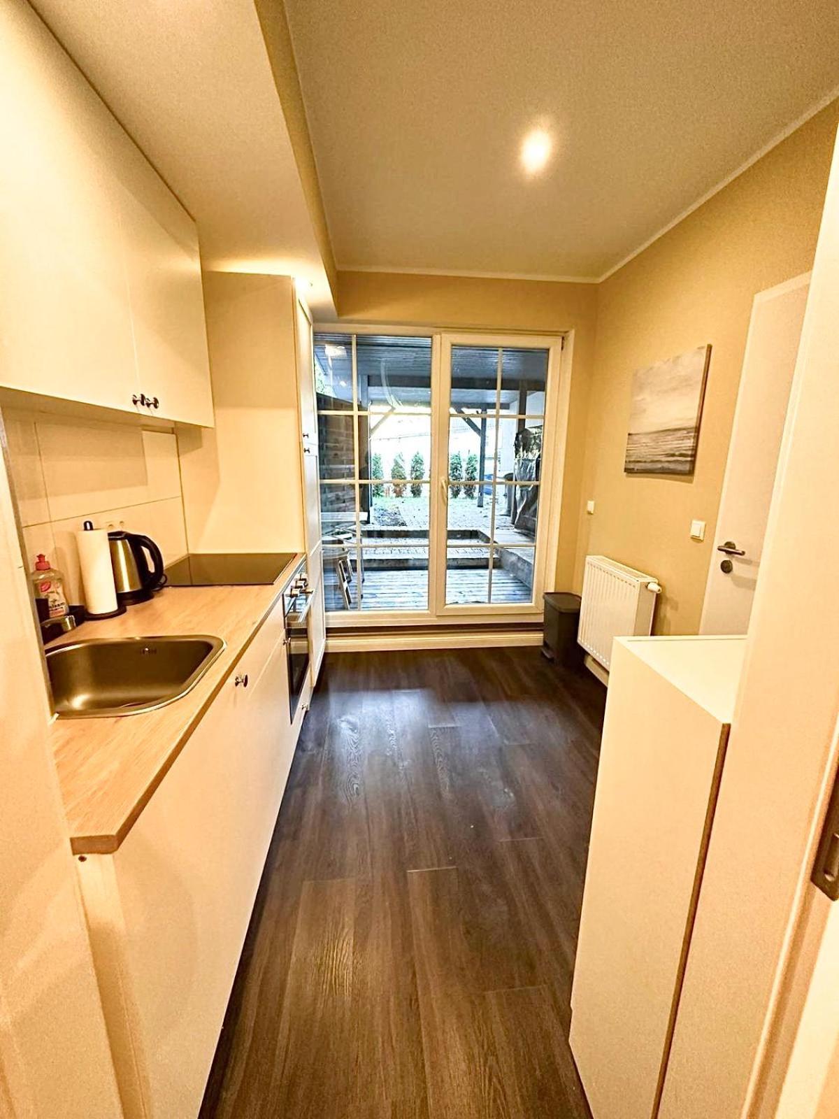 Zentrales Apartment Mit Terrasse Brema Exterior foto